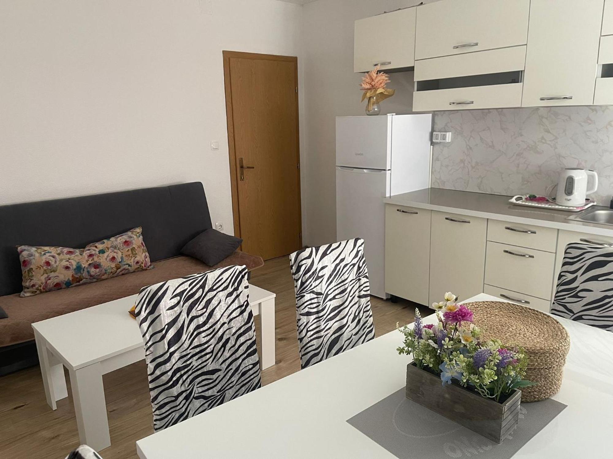 Apartmani Zuti Neum Ngoại thất bức ảnh